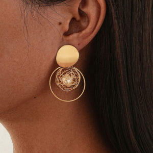 Fashion earrings, personalized hollow gold wire wrapped ball pearl earrings, non-pierced ear clips