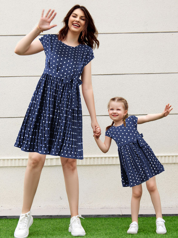 Women's Woven Polka Dot Pleated Midi Dress - Image 4