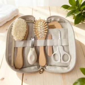 6-piece baby daily care set, baby wooden hair brush set, hair brush care set, nail clippers, small scissors, air cushion comb