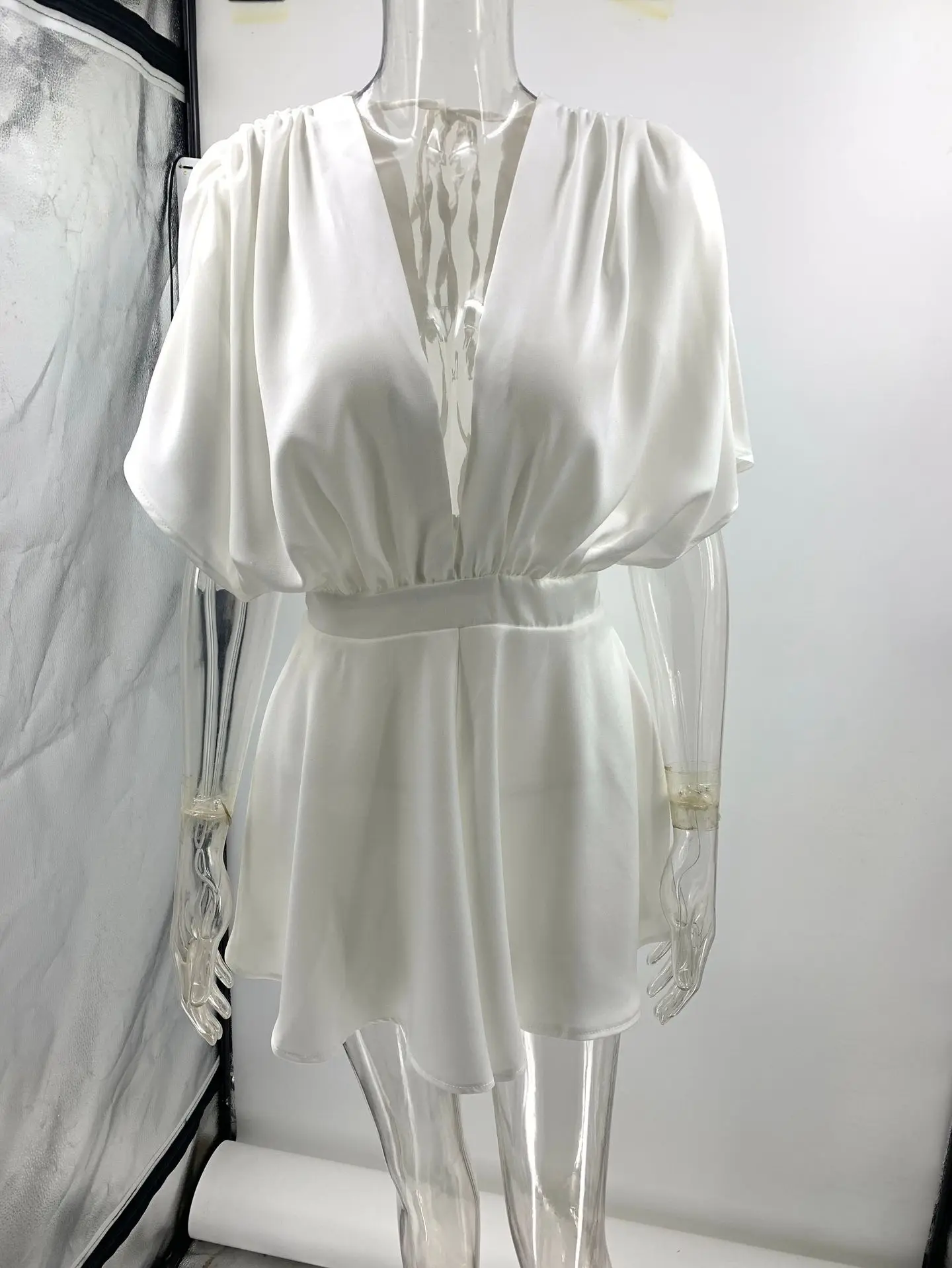 Jump Suits for Women 2025 Summer New Deep V Temperament Commuter Low-cut Sexy Fashion Waist Satin Jumpsuit Women Monos Mujer - Image 5
