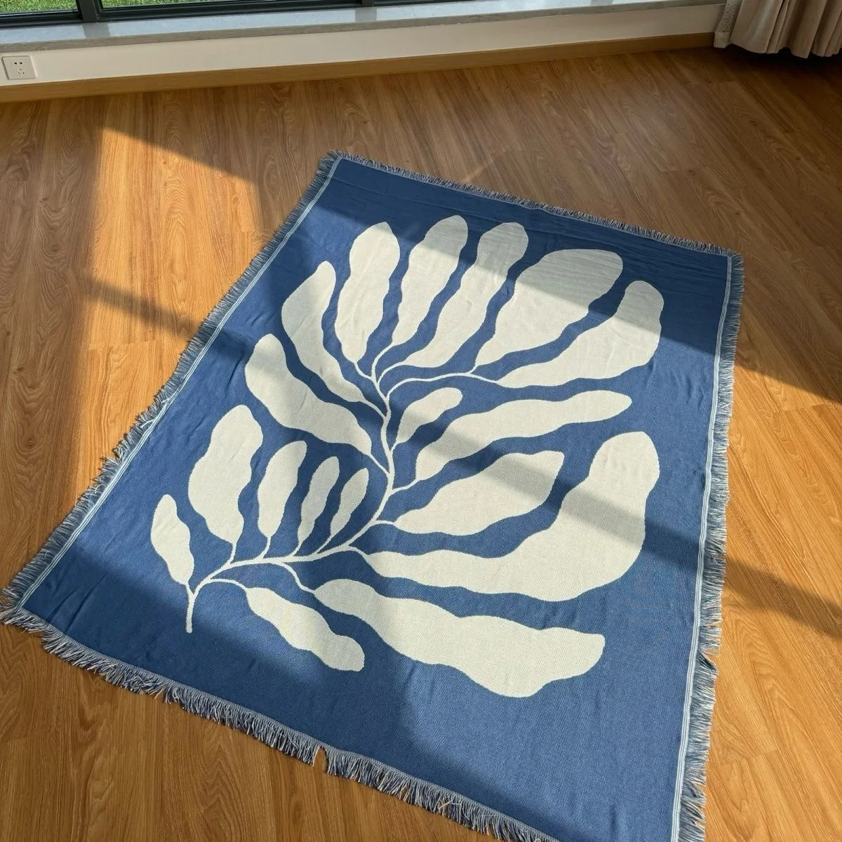 Casual Throw Blanket With Tassels Carpet Decor Blue Bed Sofa Leisure Mat Tapestry Sofa Blanket Wall Hanging Room Home Decoration