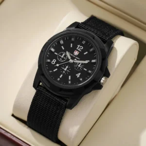 Men Military Watches Casual Nylon Band Mens Sport Quartz Watch Relogio Masculino Reloj Hombre（Without Box）