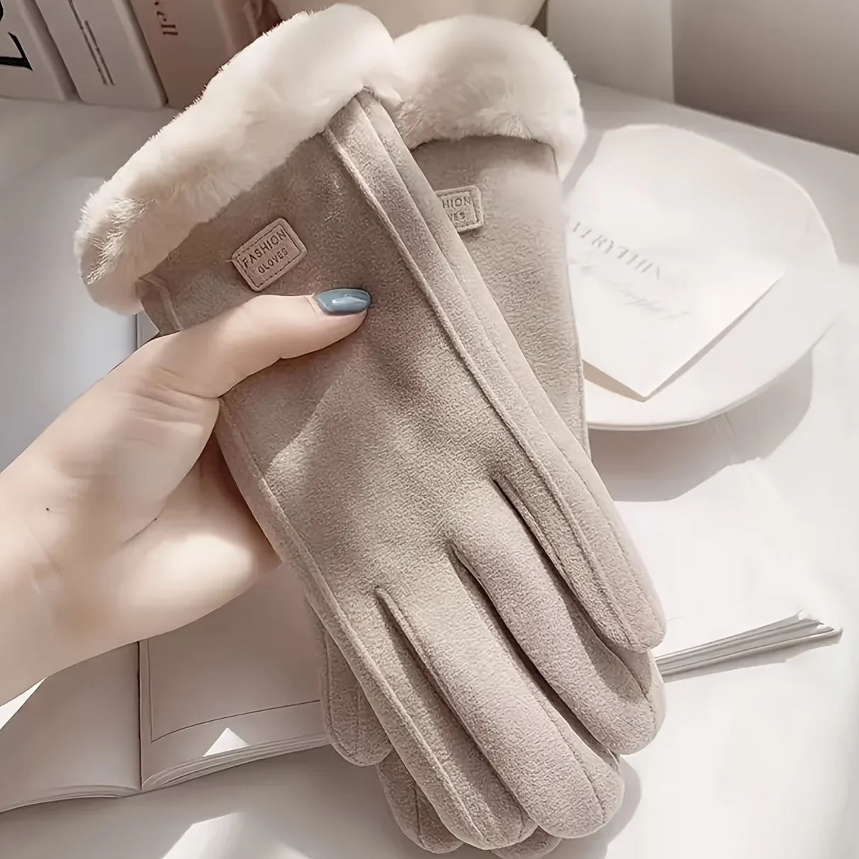 Comfortable beige touchscreen gloves with plush lining - providing thick and warm winter protection for outdoor leisure - Image 3