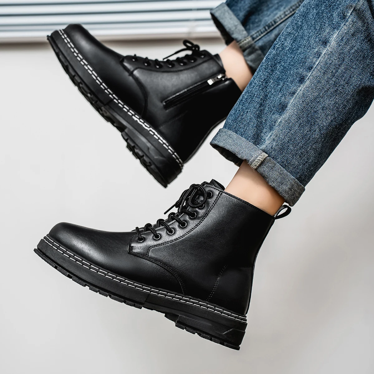 Men's High-Top Boots Fashionable All-Match Casual Shoes Classic Black British Style Motorcycle Boots Four-Season Trendy Footwear - Image 6