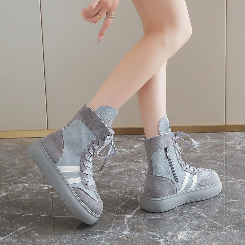 Sports and Leisure Shoes for Women 2025 New Fashionable High Top Shoes Flat Bottomed Lightweight and Comfortable Work Boots - Image 4