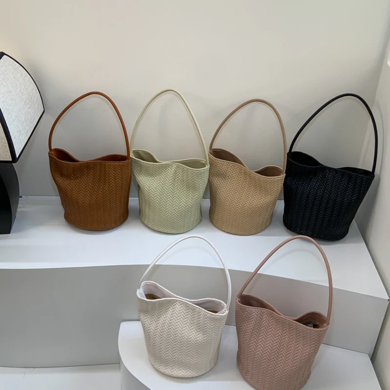 2025 New Summer Beach Bag For Women Retro Rattan Handamde Woven Handbag Underarm Bag Bohemian Straw Bucket Shopping Tote Bag - Image 5