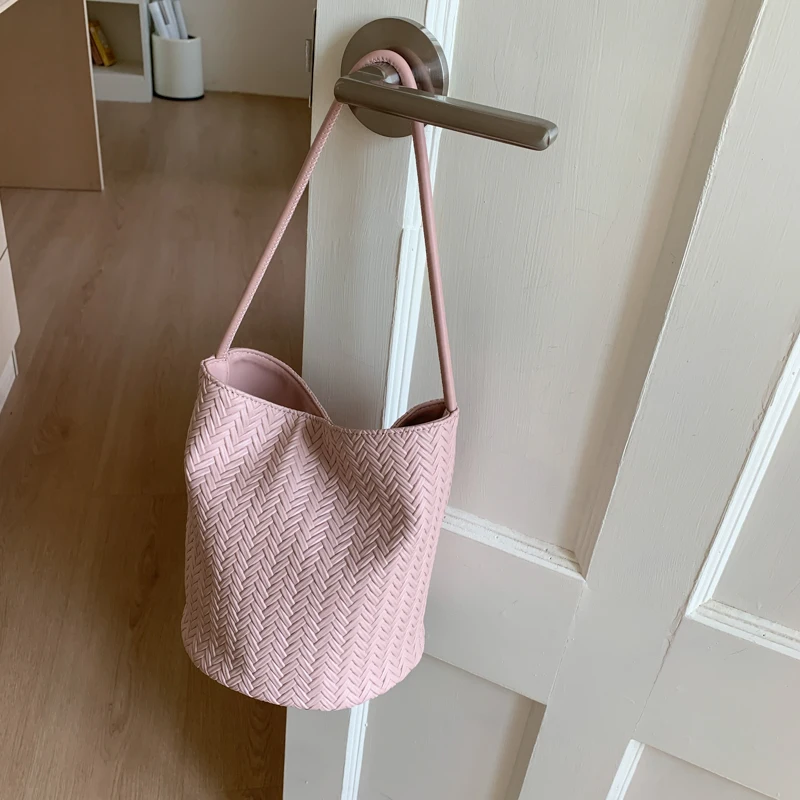 2025 New Summer Beach Bag For Women Retro Rattan Handamde Woven Handbag Underarm Bag Bohemian Straw Bucket Shopping Tote Bag - Image 8