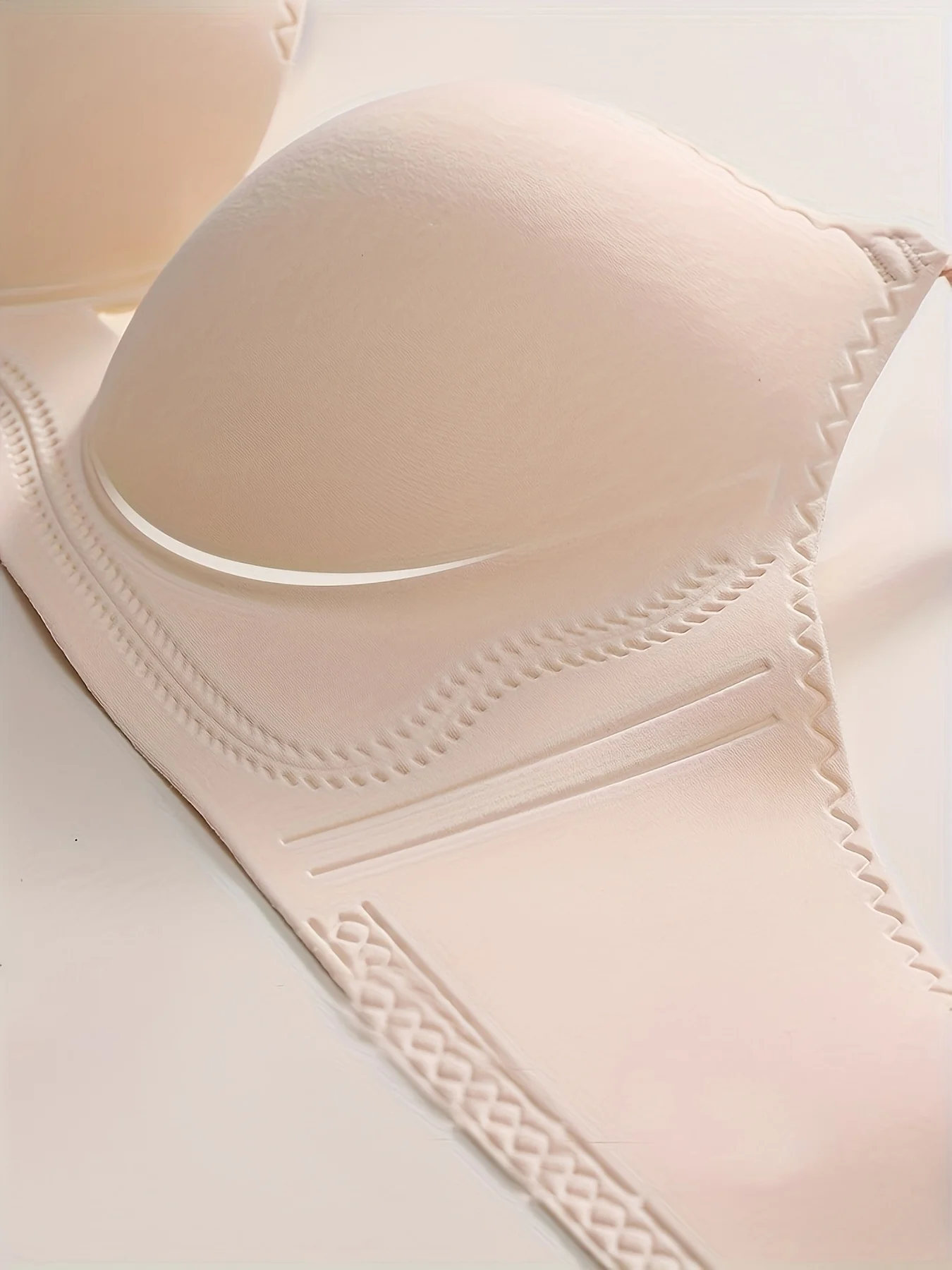 3D Cup Bra - Q-Soft & Plump Push-Up One-Piece Perfect for Small Busts Moulded Round Cup - Image 5