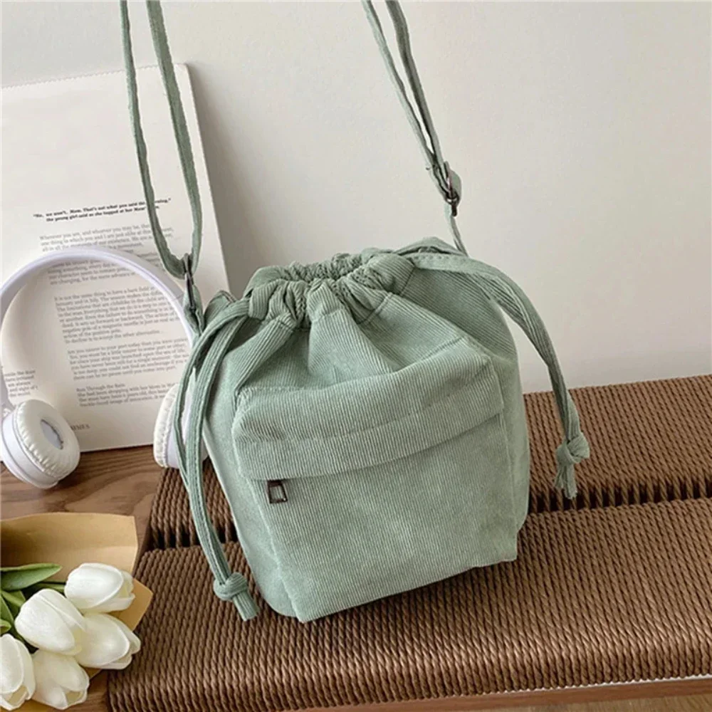 2025 New Women Bag Middle Shoulder Bag Korean Style Drawstring Bucket Bag Casual Light Youth Crossbody Bag Whole Sale - Image 4
