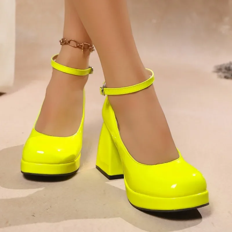 2025 Summer Fashion Ankle Strap Thick Sole High Heels Round Toe Mary Jane Shoes New Women's Casual Wedding Bride Red High Heels - Image 7