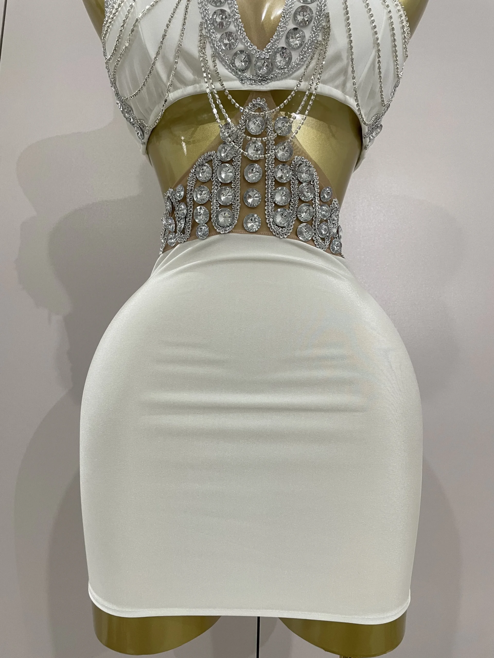Luxury Rhinestone Chain Mini Dress – Elegant Sleeveless Bodycon for Evening & Birthday Parties - Image 6