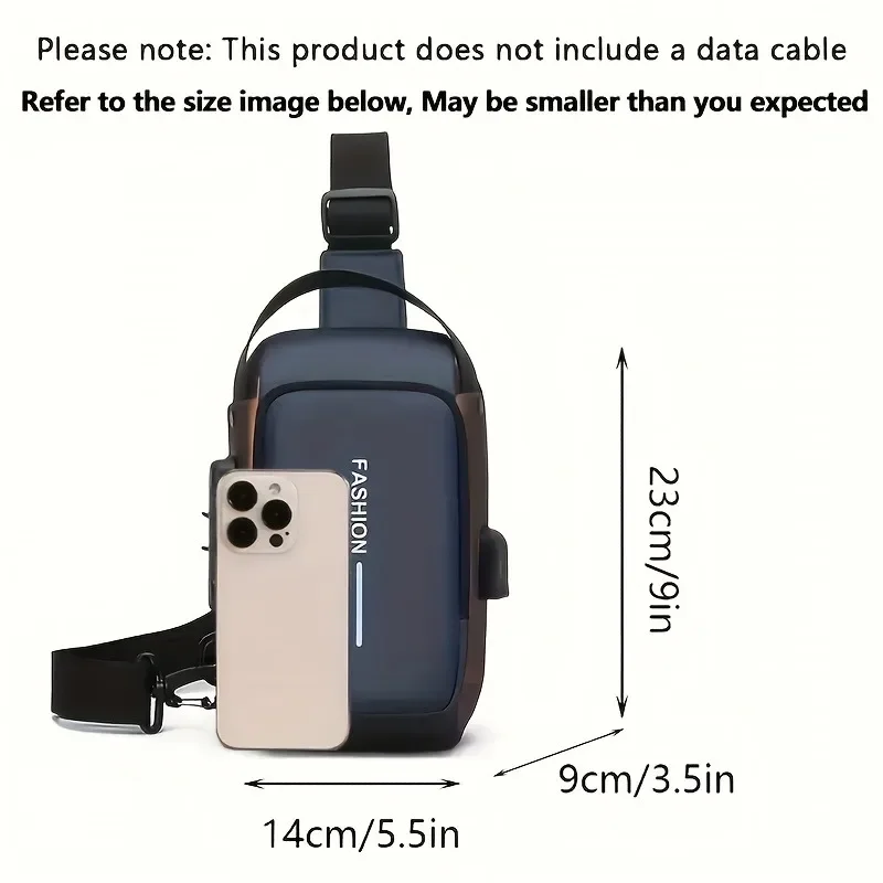 Constructed from high-density Oxford fabric, which is both robust against wear and tear and naturally water-repellent to keep your electronics dry. - Image 3