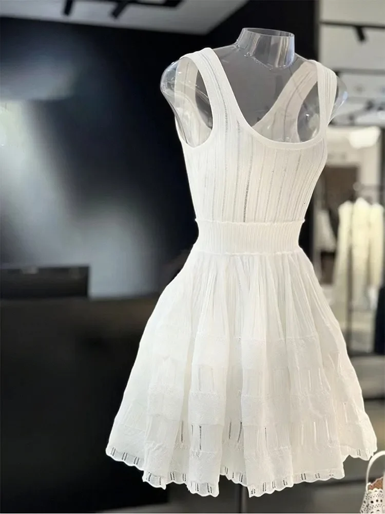 French Style Sleeveless Vest Dress – Exquisite Lace Stitching Mini Dress for Women