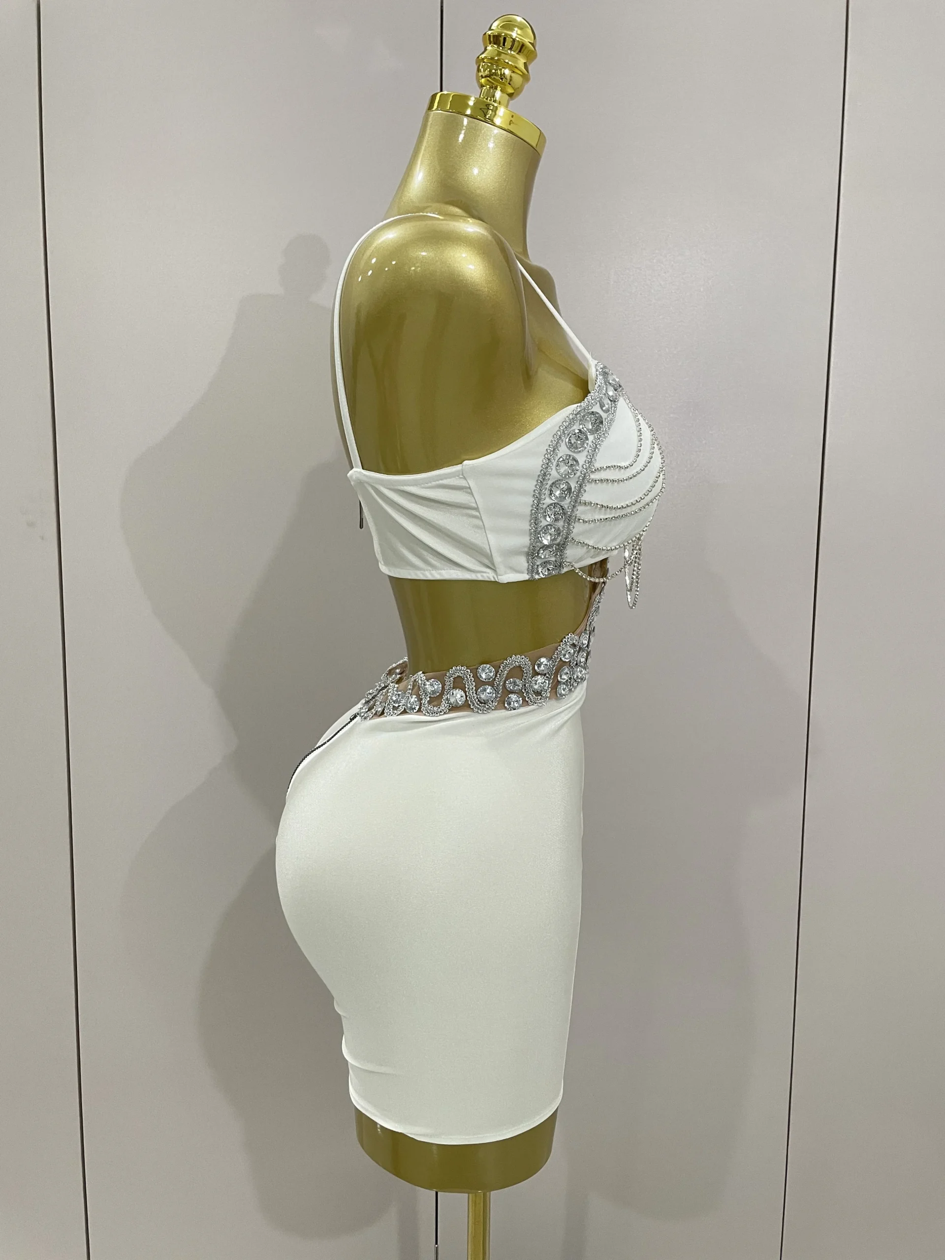 Luxury Rhinestone Chain Mini Dress – Elegant Sleeveless Bodycon for Evening & Birthday Parties - Image 4