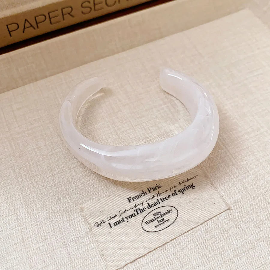 Acrylic Shiny Face Smudge Open Bangle for Women Light Luxury High-end Bangles Minimalist Elegant Trendy Jewelry Travel K - Image 9