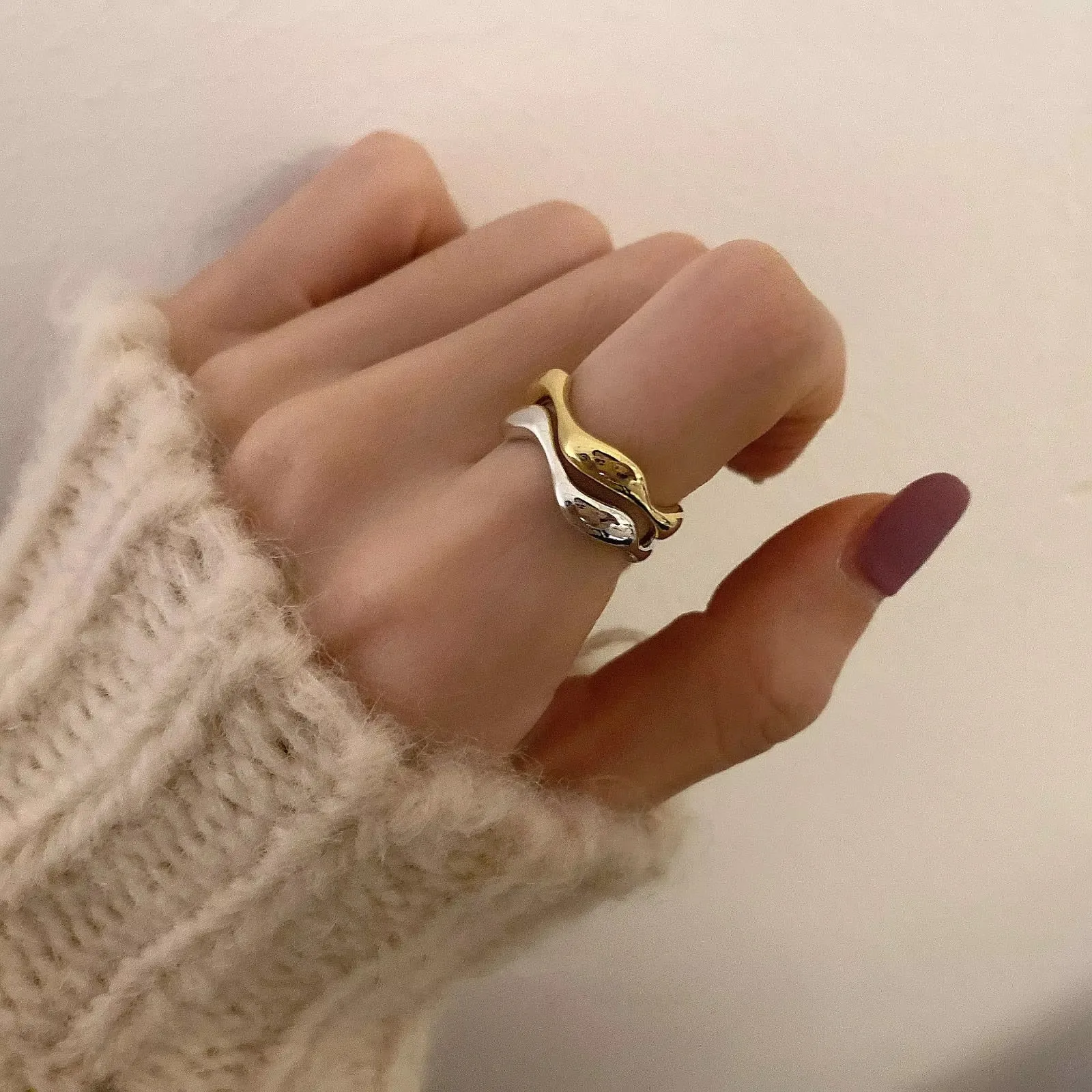 VENTFILLE 925 Sterling Silver Wave Ring – Adjustable Irregular Golden Stackable Band