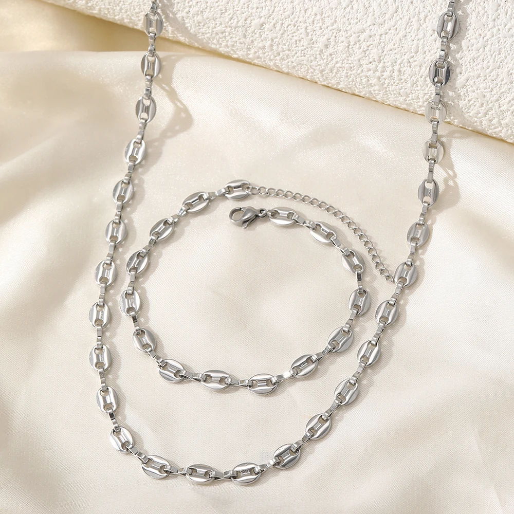 Stainless Steel Jewelry Set Necklaces Bracelet with Cute Pig Nose Hollow Carving High-end textured jewelry set For Women Jewelry - Image 6