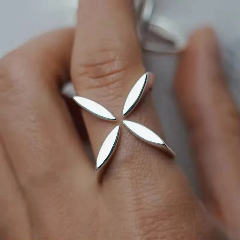 VENTFILLE 925 Sterling Silver Wave Ring – Adjustable Irregular Golden Stackable Band - Image 7