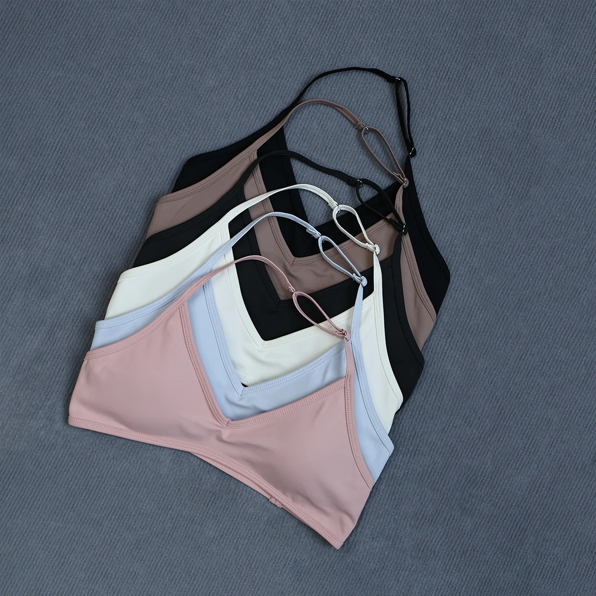 Women's Summer Halter Neck Padded Sports Yoga Bra Shock Absorption Support Backless Crop Top for Outdoor Running And Gym - Image 2