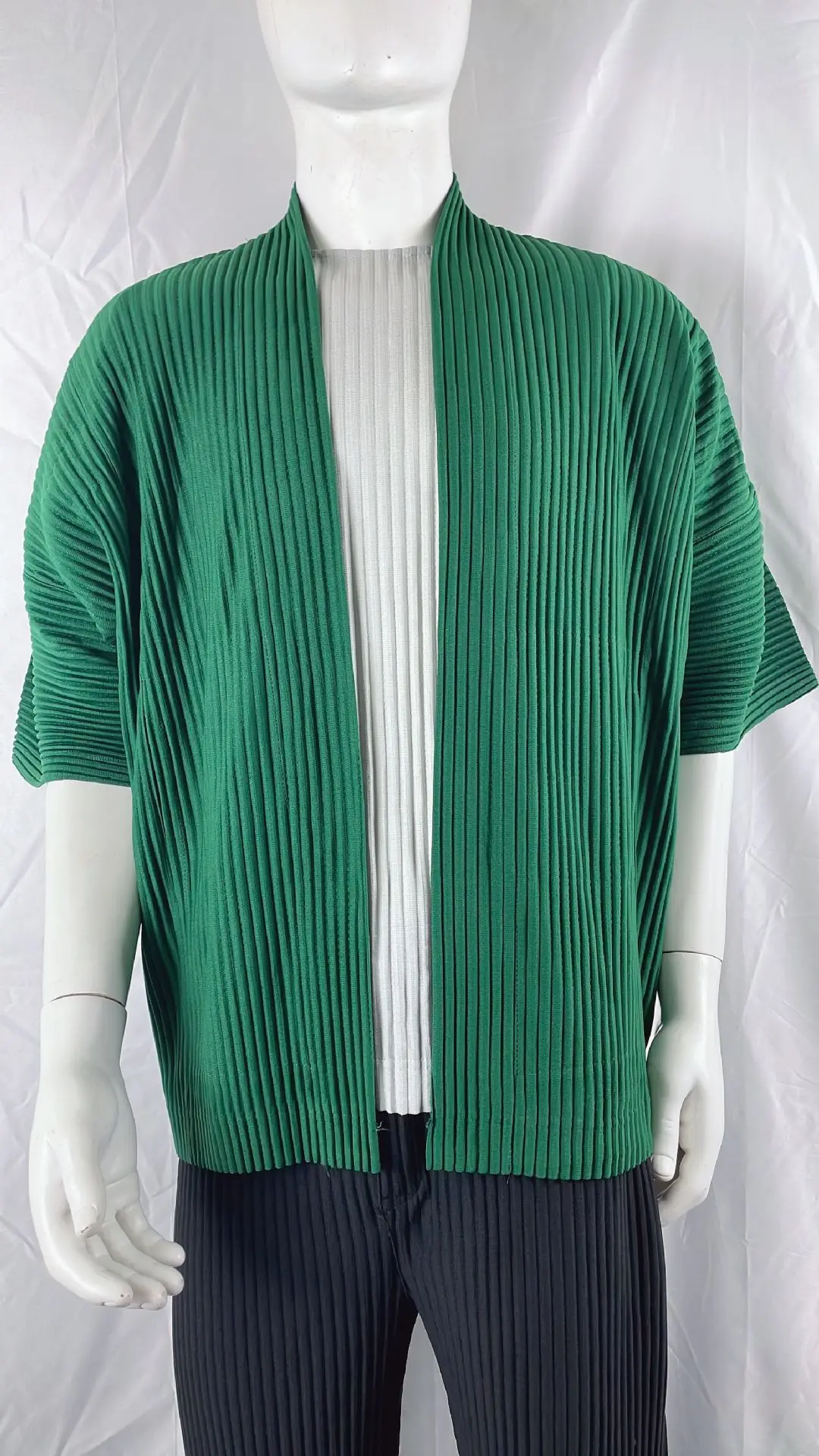 Miyake Pleated Short Sleeve Jacket Plisse Men's Taoist Robe 2026 Spring Autumn New Season Loose Plus Size Fold Coat Personality - Image 11
