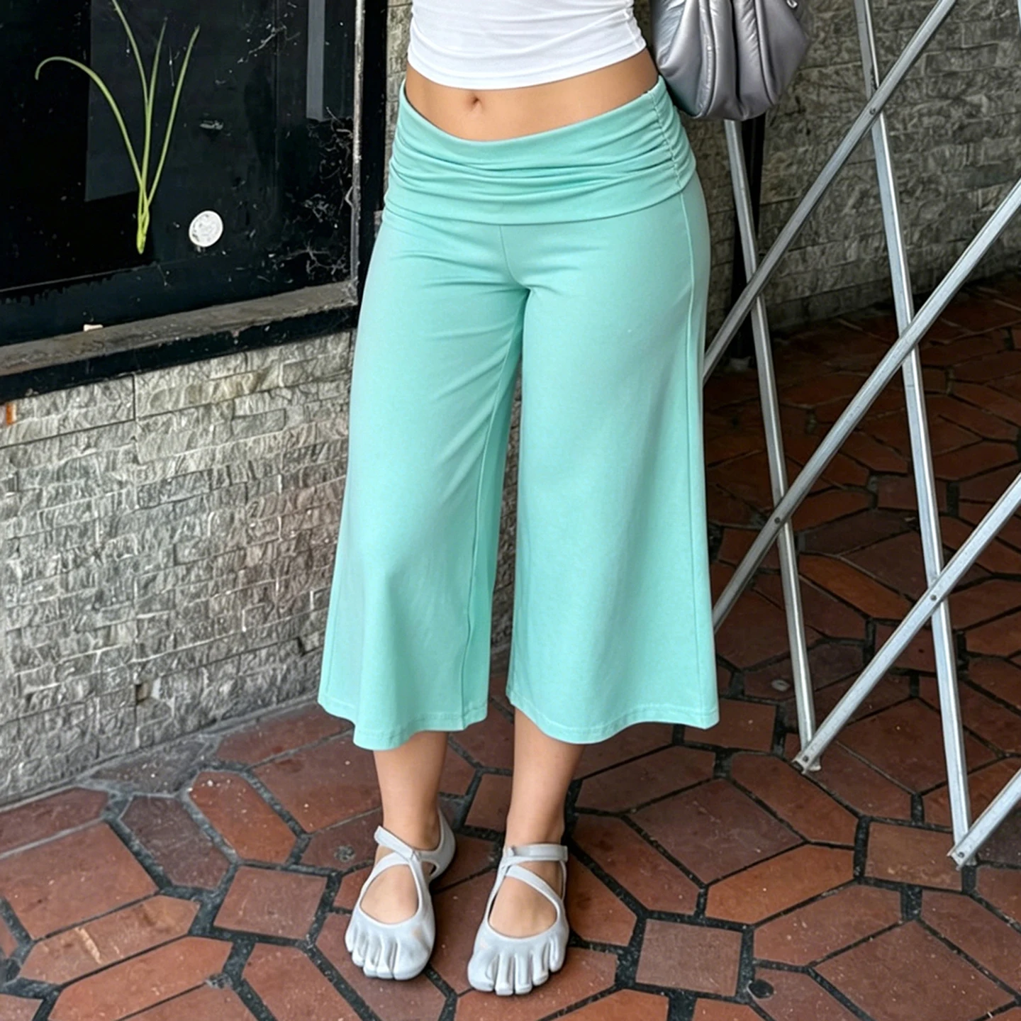 SUCHCUTE Women Fold Over Low Waist Knit Capri Pants Wide Leg Cropped Culottes Loose Flowy 7/8 Trousers Y2K Casual Streetwear New - Image 4