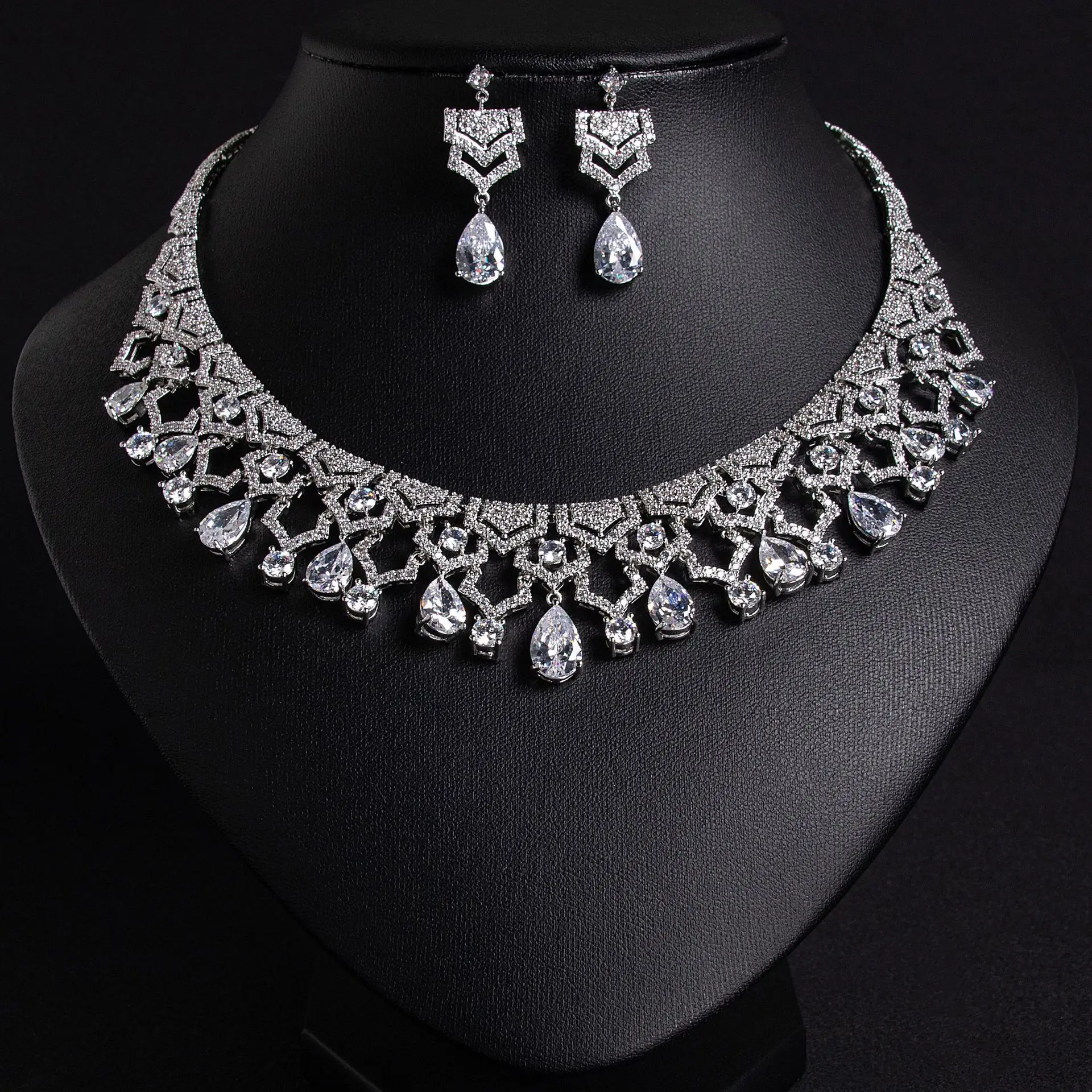 Exquisite Appeal Women High Jewelry Set 2 Piece Necklace Earrings Dress Accessories for Festive Wedding Prom Host Gift M-280 - Image 2