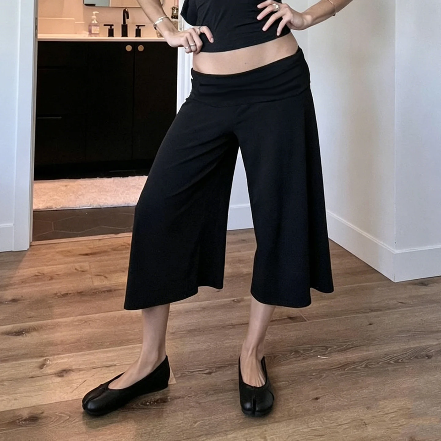 SUCHCUTE Women Fold Over Low Waist Knit Capri Pants Wide Leg Cropped Culottes Loose Flowy 7/8 Trousers Y2K Casual Streetwear New - Image 2