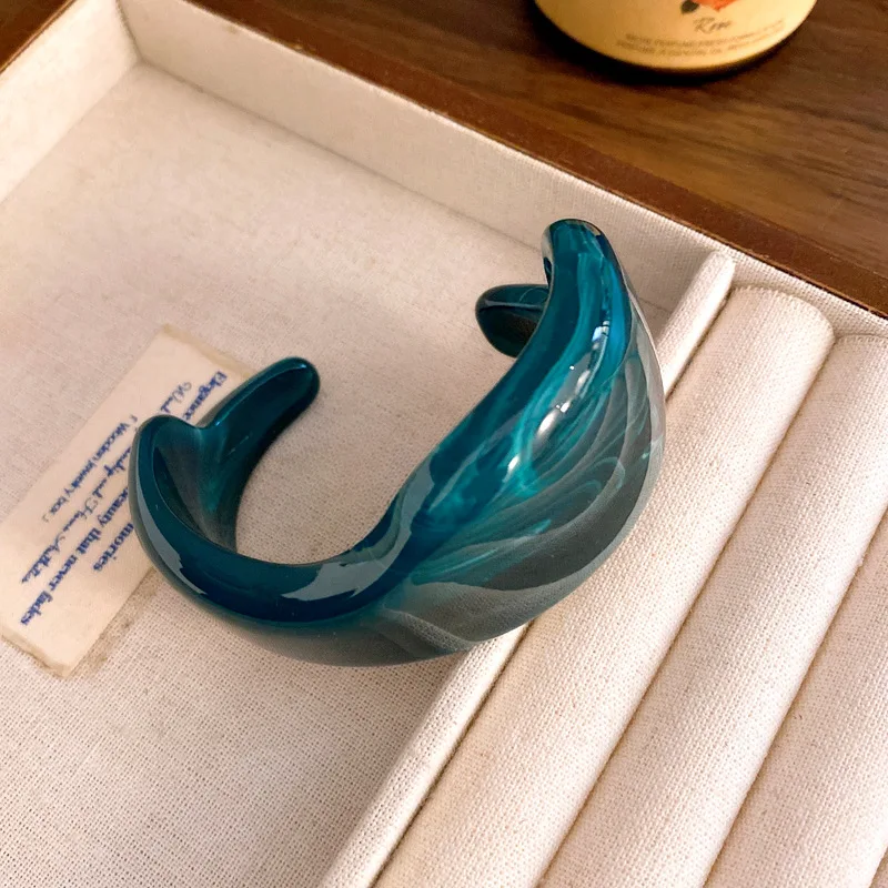 Acrylic Shiny Face Smudge Open Bangle for Women Light Luxury High-end Bangles Minimalist Elegant Trendy Jewelry Travel K - Image 23