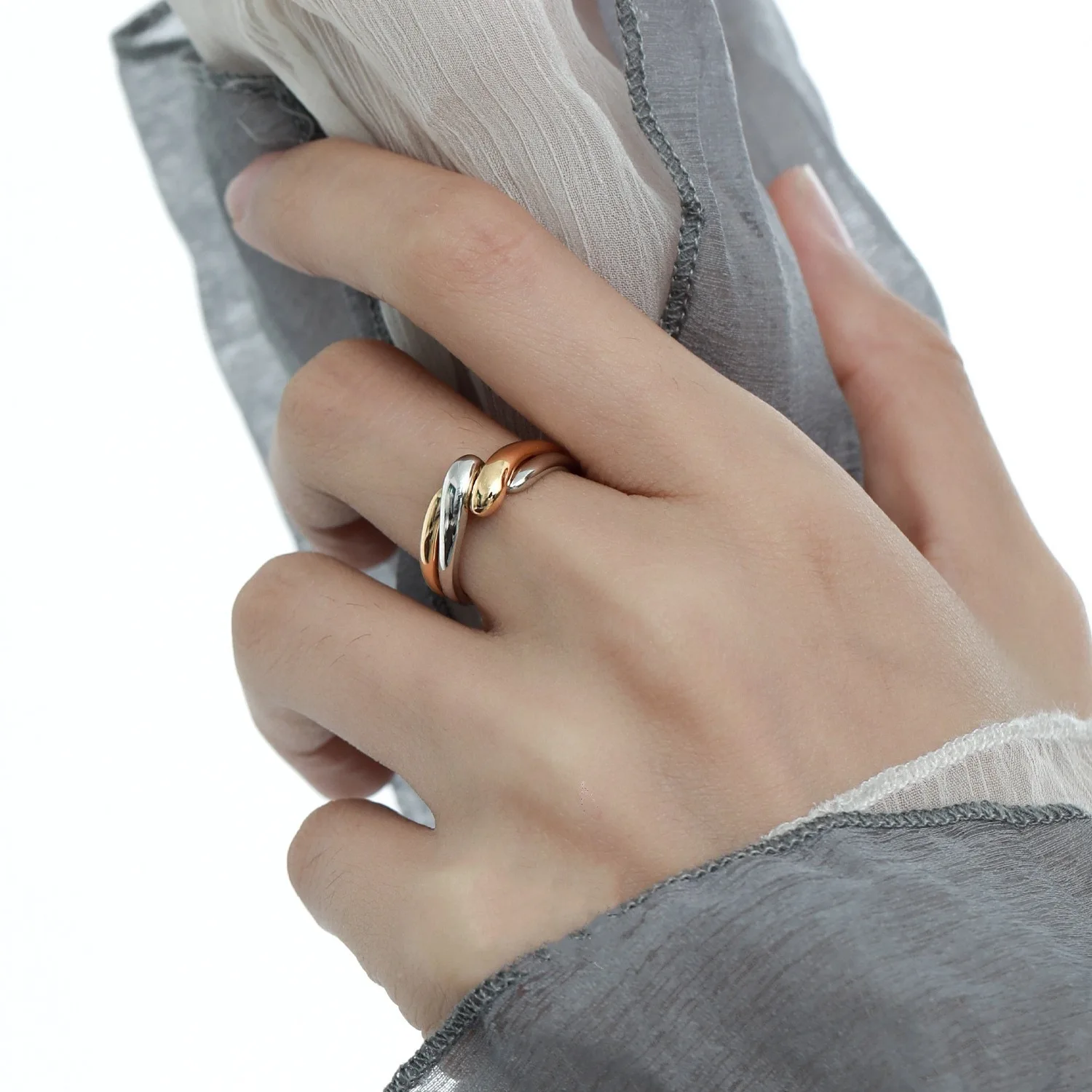 VENTFILLE 925 Sterling Silver Wave Ring – Adjustable Irregular Golden Stackable Band - Image 6