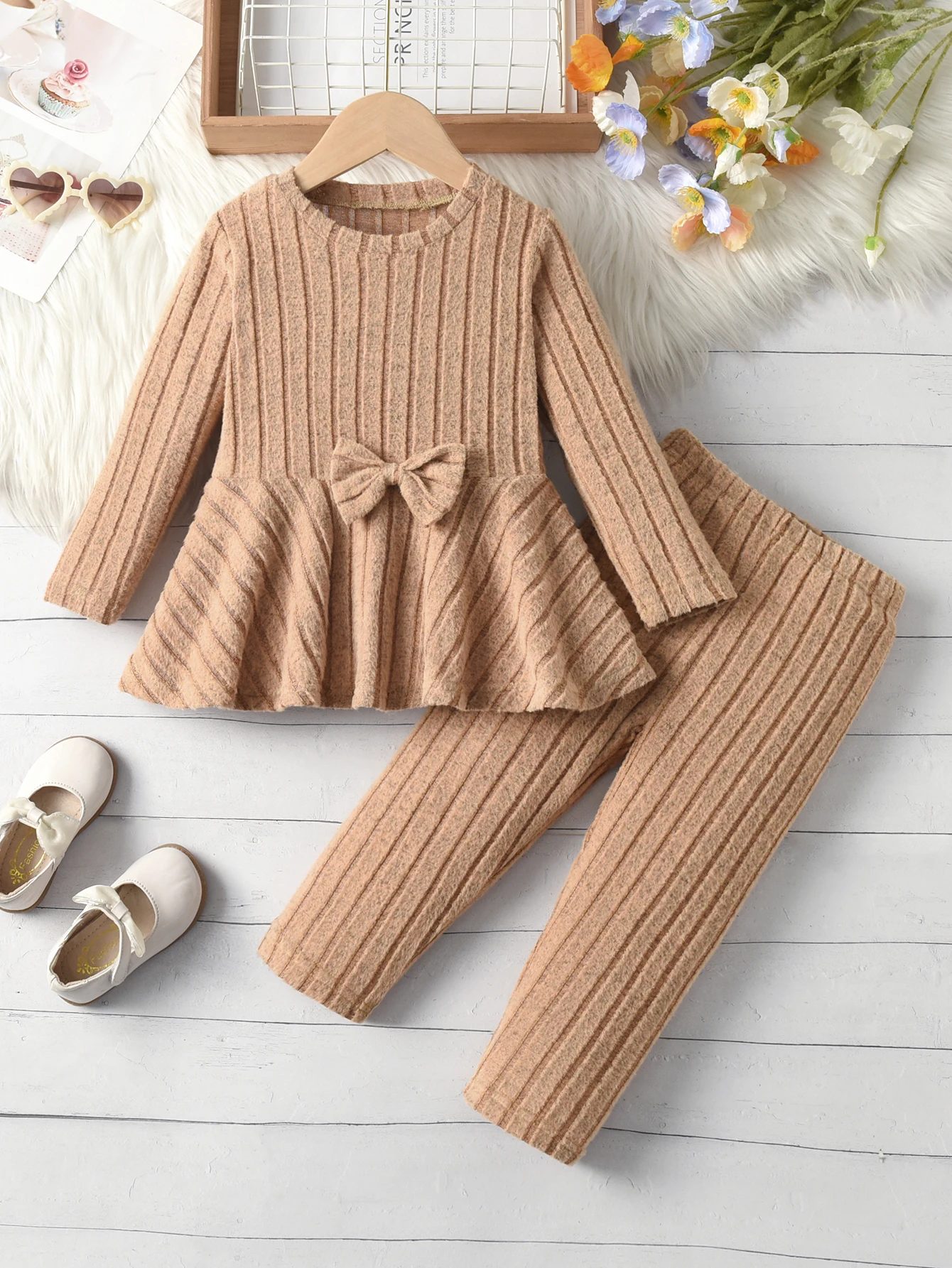 Designer Girls' Long-Sleeve Bow Top & Trouser Set | Elegant Autumn Playwear Suit - Image 9